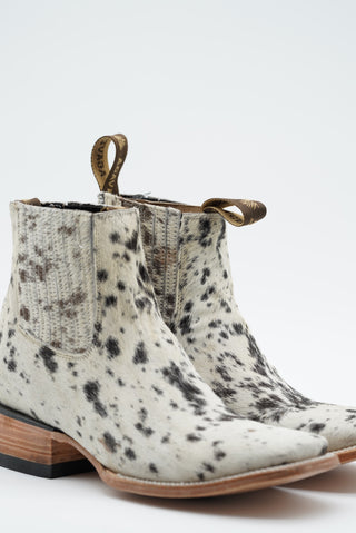 "Vaquita" boots