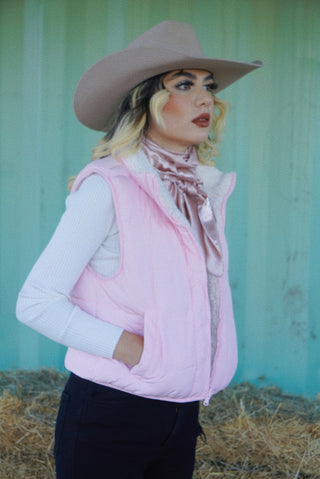 "Galilea" Reversible Zip Up Puffer Vest - Baby Pink